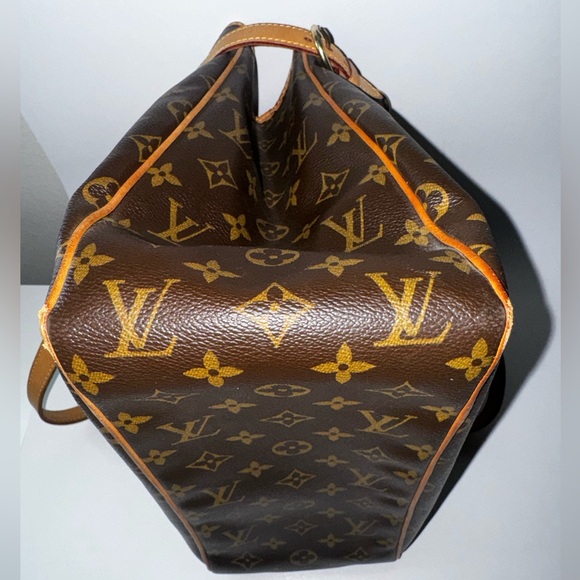 Authentic Louis Vuitton Vertical Bagtinolles - Picture 7 of 13